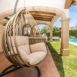 Villa Jami *